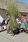 Paucartambo, spontaneous local market